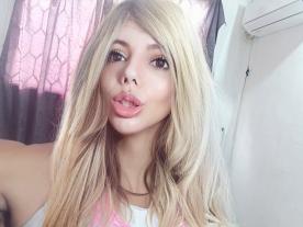 oliviabigcocktsx在OléCams的直播画面