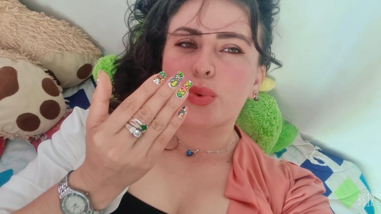 KarelySexy