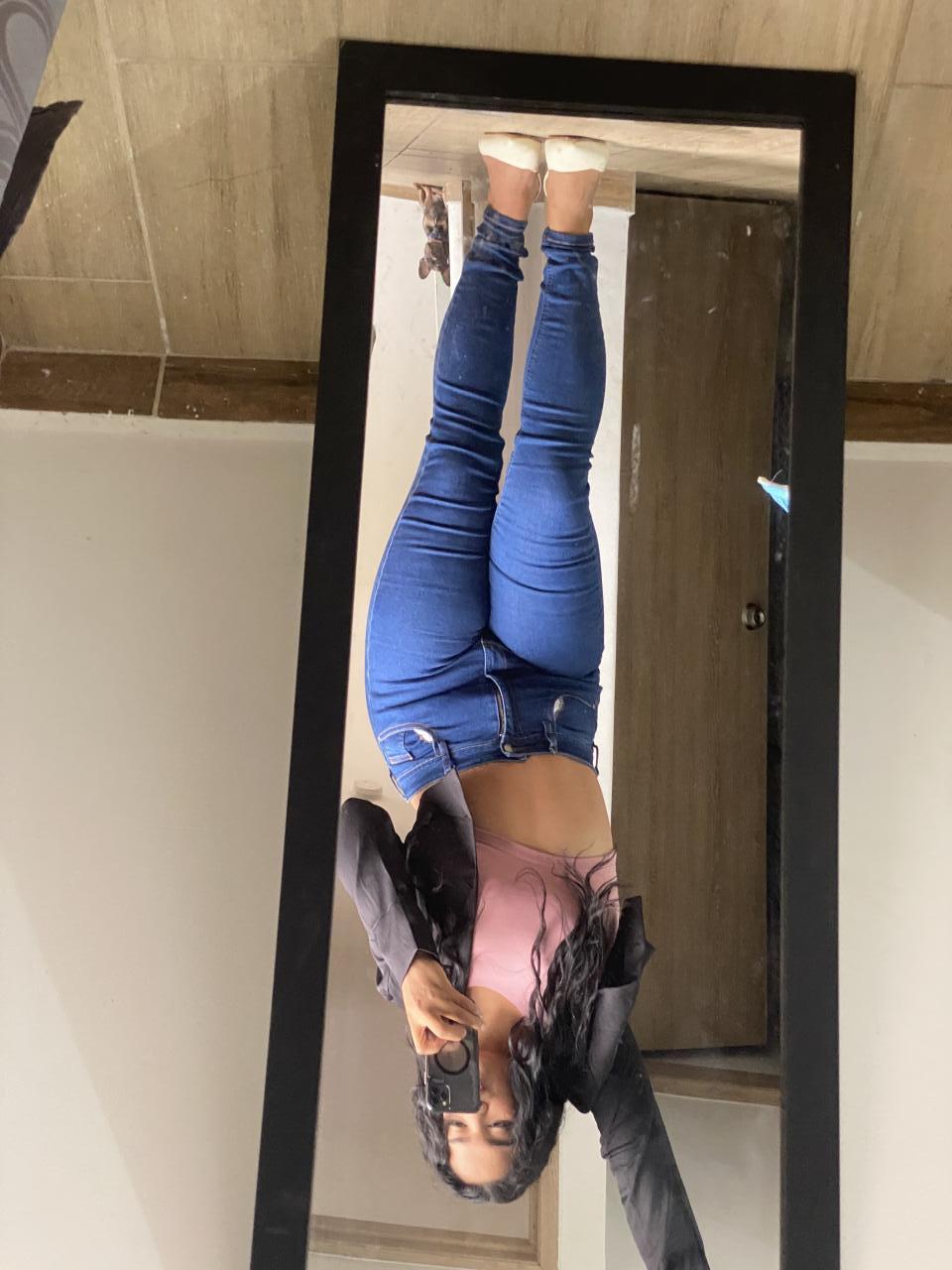 Ainara_hampton