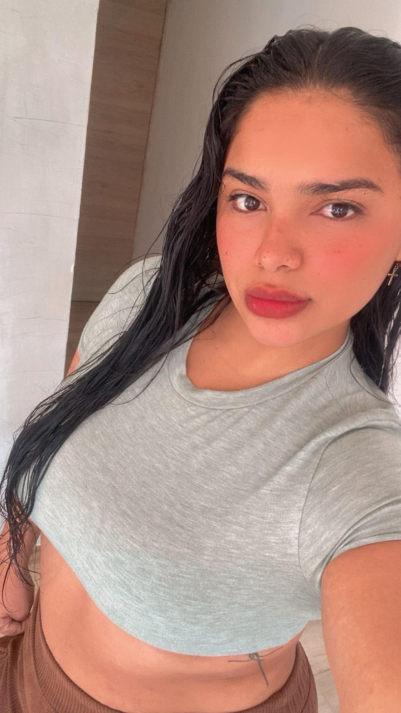 Ainara_hampton
