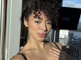 Valeen profile