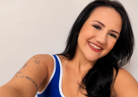 -Laura-