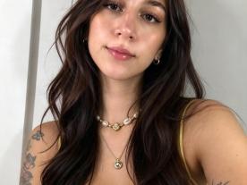 Stream-Bild von SWEET_KATTY auf OléCams